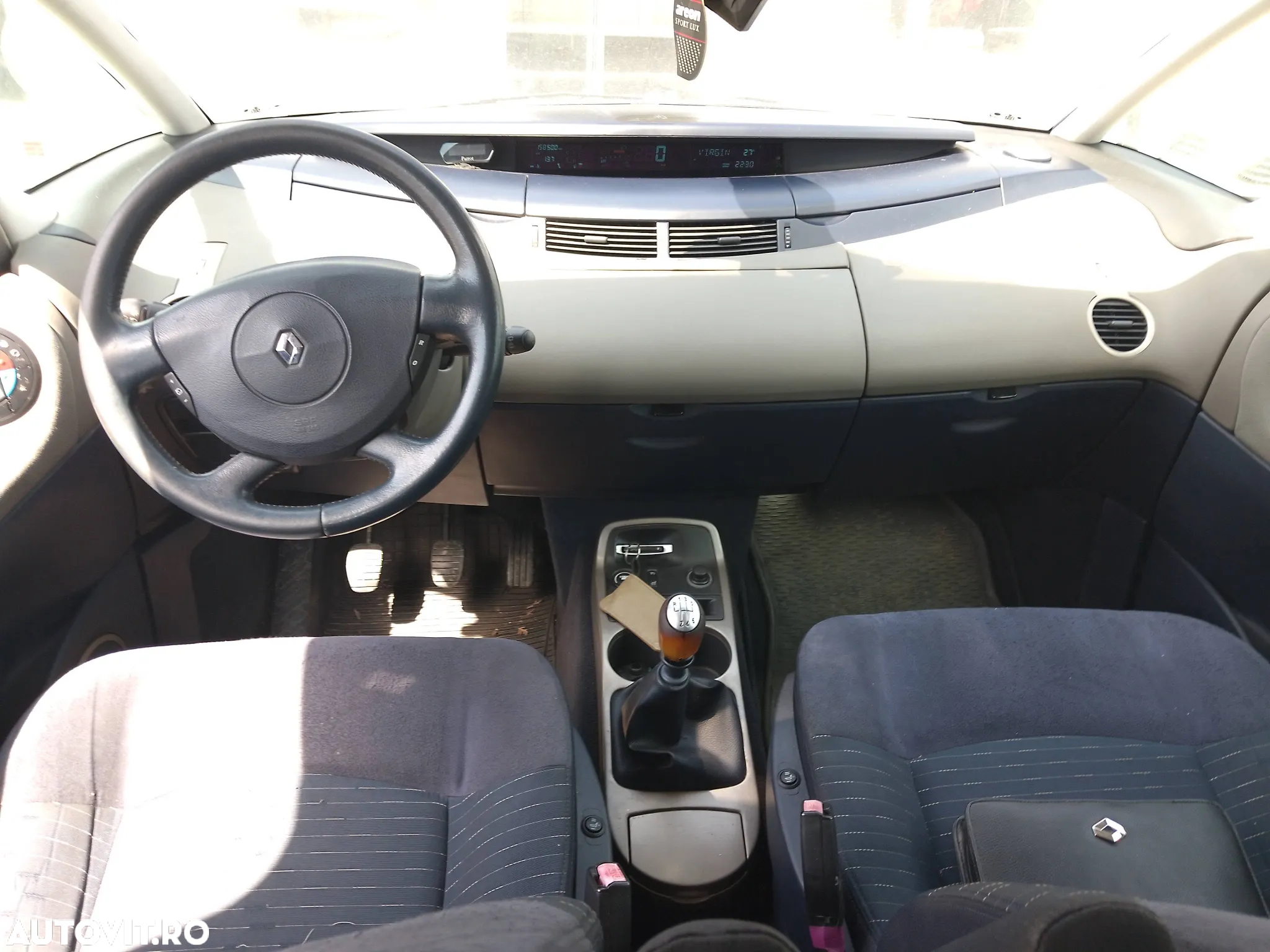 Renault Espace 1.9 dCi Privilege L - 10