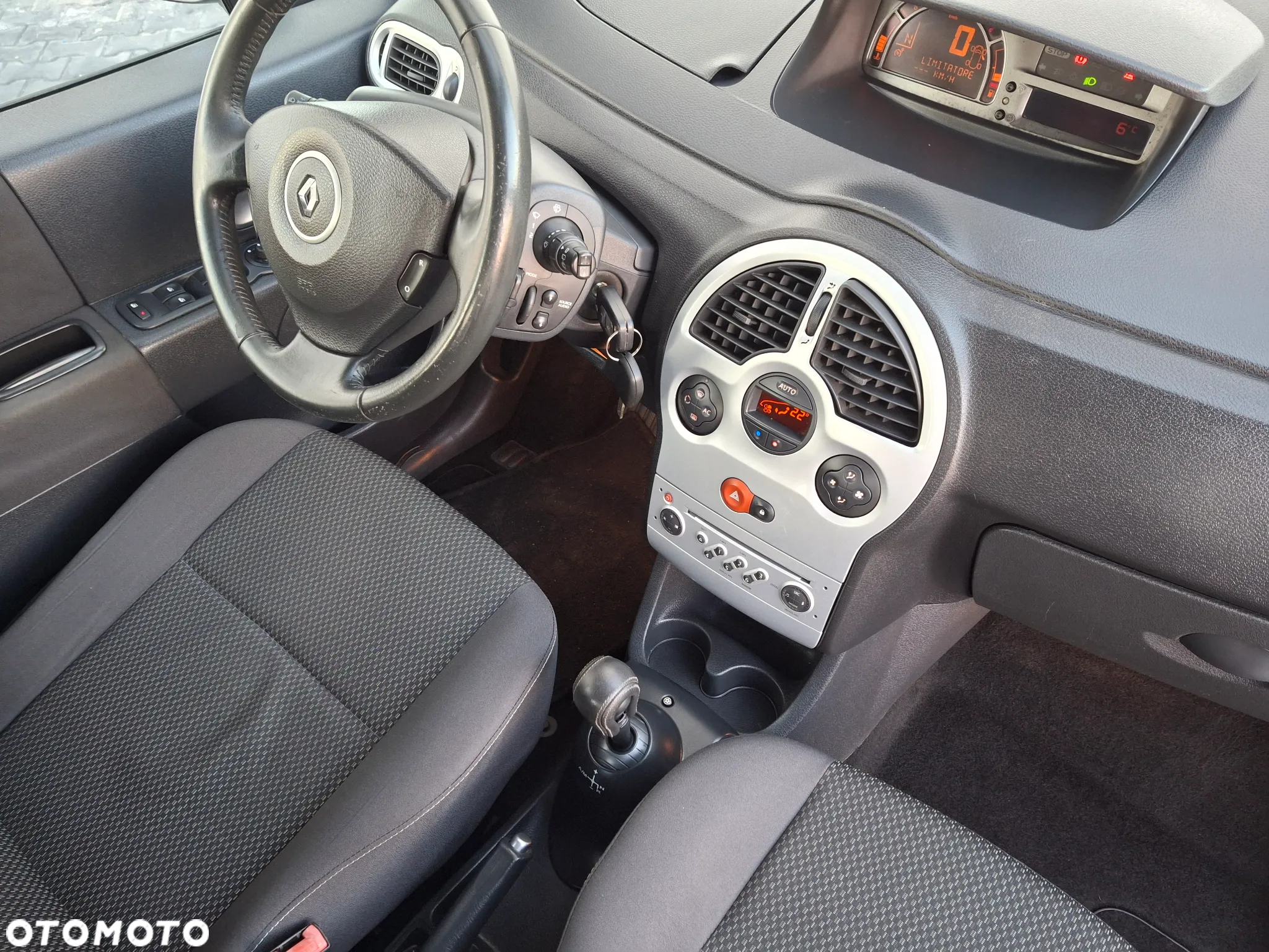 Renault Modus 1.5 dCi Cite - 25