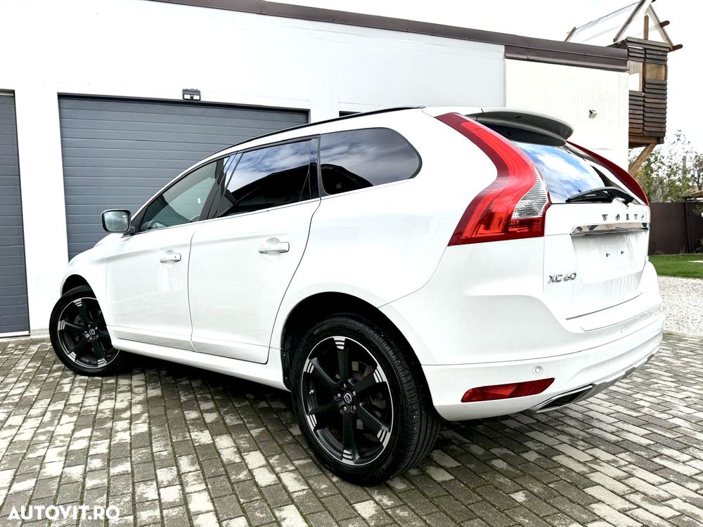 Volvo XC 60 D4 Geartronic Summum - 8