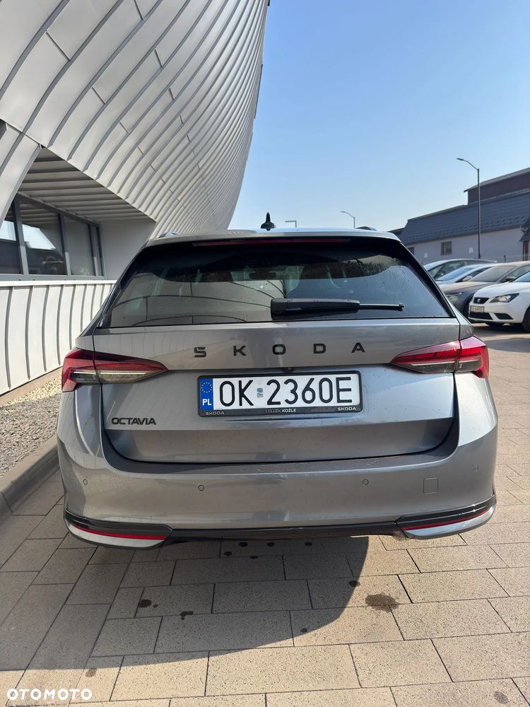 Skoda Octavia 2.0 TDI Sportline DSG - 7