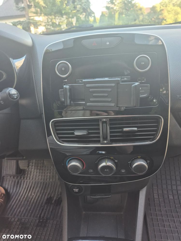 Renault Clio 1.2 16V Limited 2018 - 8