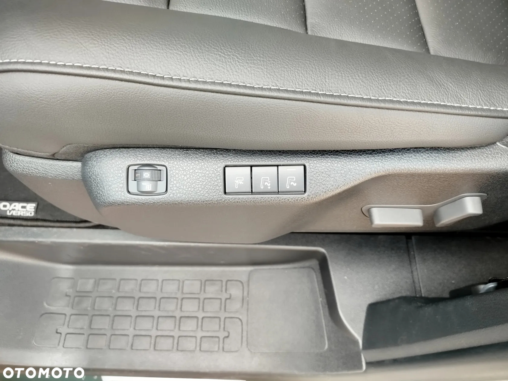 Toyota Proace Verso 2.0 D4-D Long VIP - 11