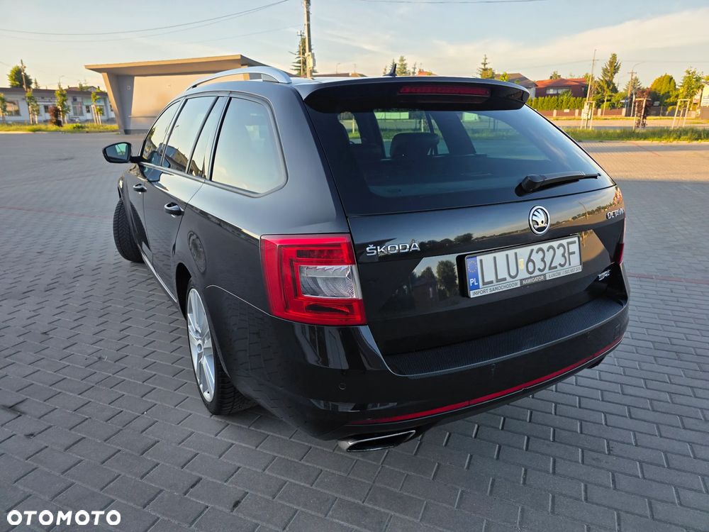 Skoda Octavia 2.0 TDI RS DSG - 4
