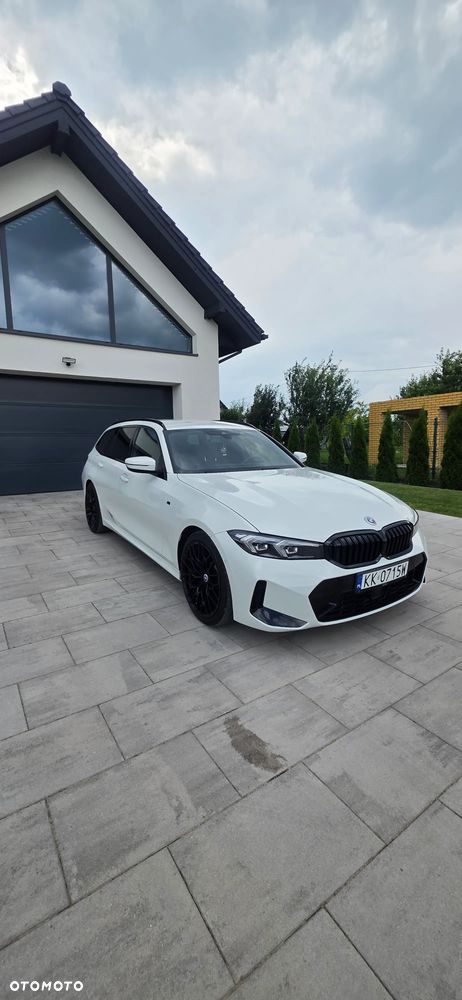 BMW Seria 3 330i M Sport - 3