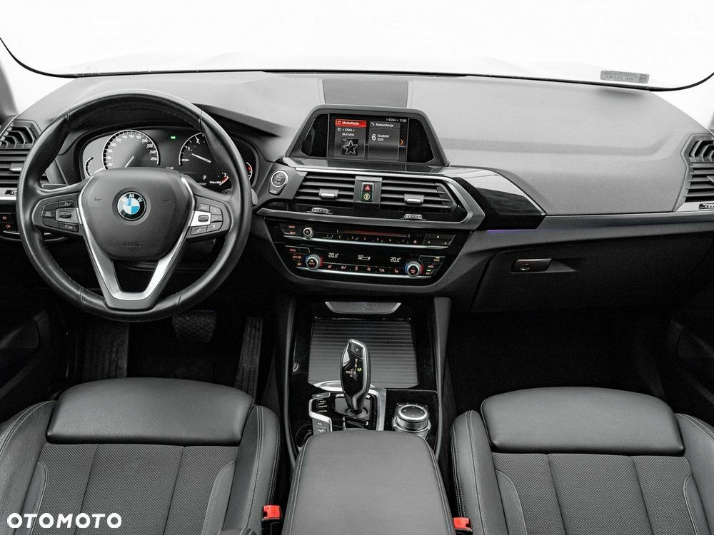 BMW X3 xDrive20i xLine - 17