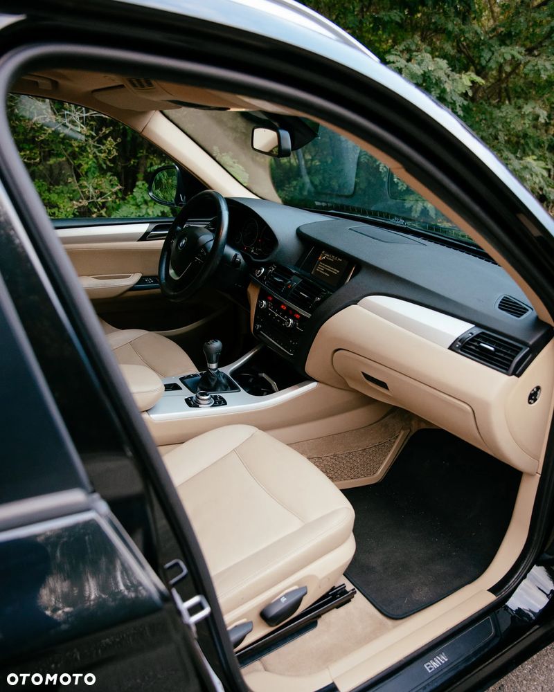 BMW X3 xDrive20d - 24