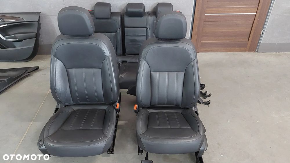 FOTELE PRZÓD, KANAPA TYŁ, BOCZKI KOMPLET OPEL INSIGNIA HB R2012 ANGLIK - 1
