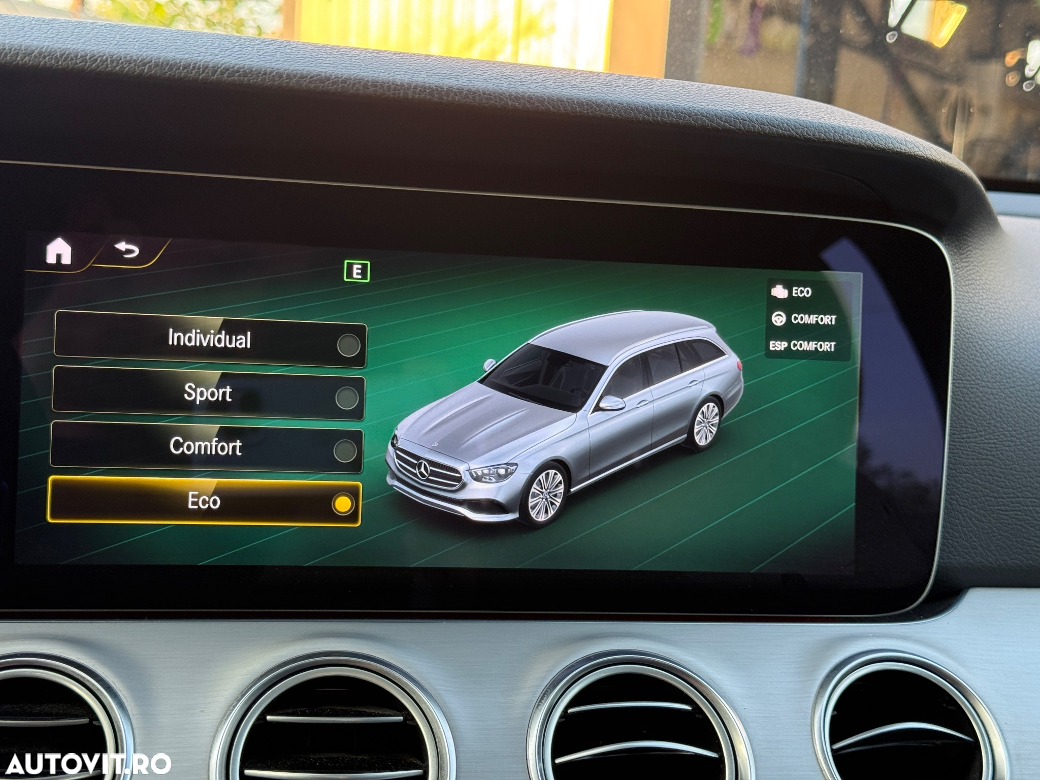 Mercedes-Benz E 220 d T 9G-TRONIC Avantgarde - 17