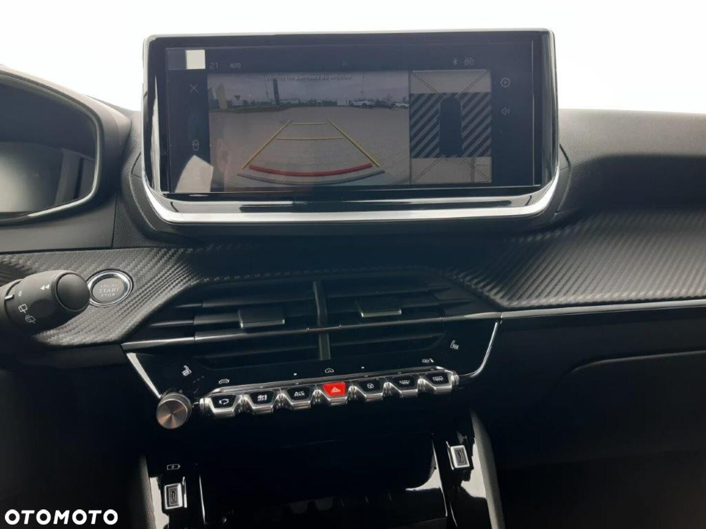 Peugeot 2008 - 10