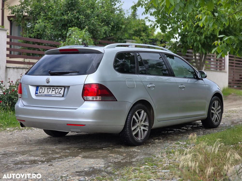 Volkswagen Golf 1.6 TDI DPF DSG Comfortline - 3