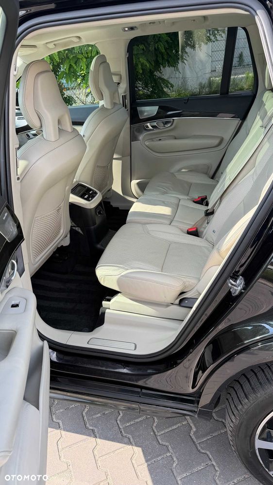 Volvo XC 90 - 5