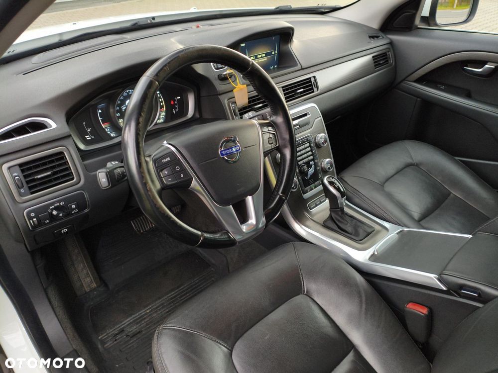 Volvo XC 70 - 11