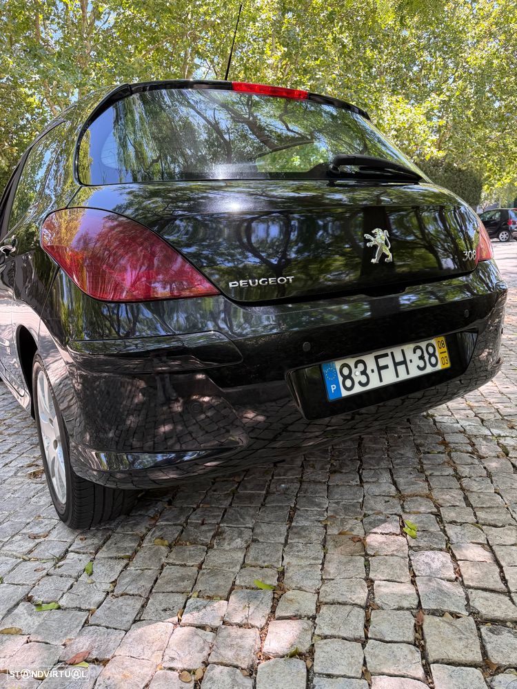 Peugeot 308 1.6 HDi Executive - 4