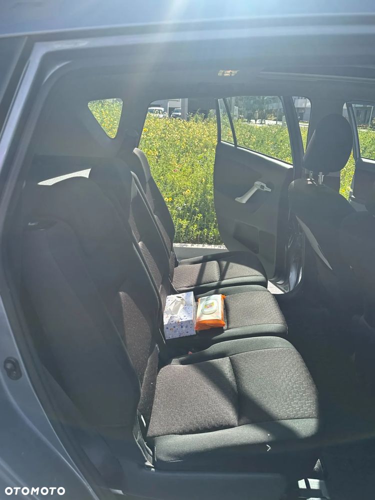 Toyota Verso 2.0 D-4D Luna 7os - 10