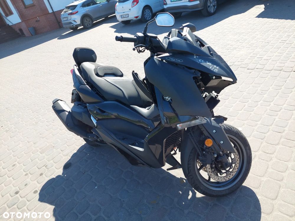 Yamaha X-max - 7