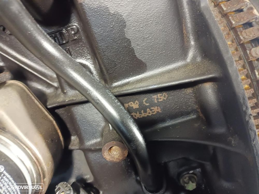 MOTOR COMPLETO RENAULT LAGUNA II 2001 -F9Q C7 - 1