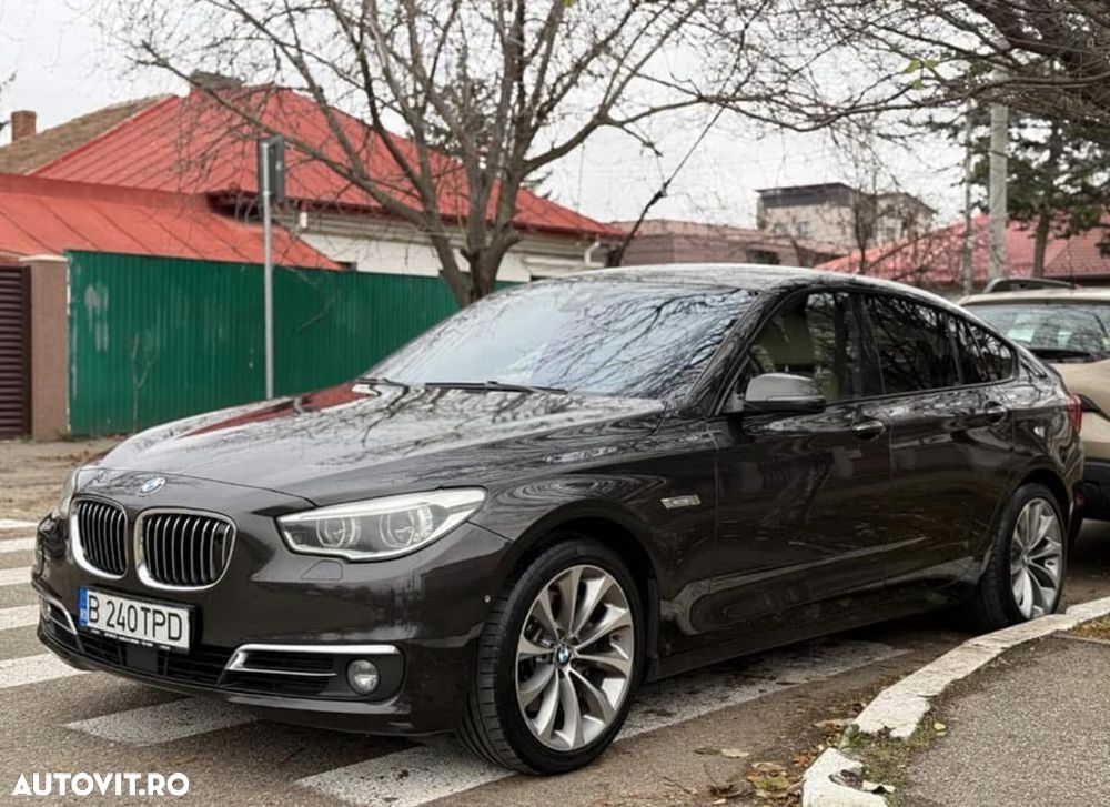 BMW Seria 5 530d xDrive Gran Turismo Aut. Luxury Line - 2