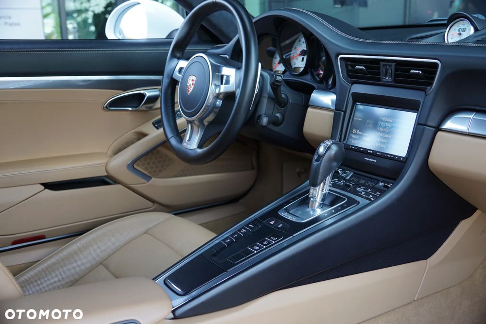 Porsche 911 - 12