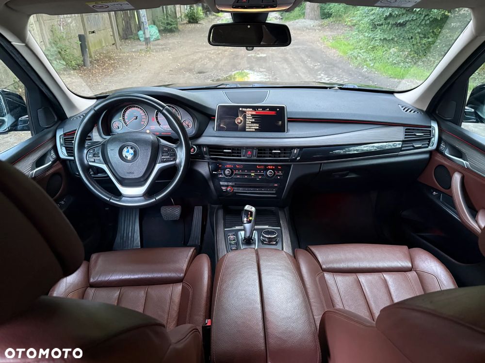 BMW X5 xDrive30d - 14