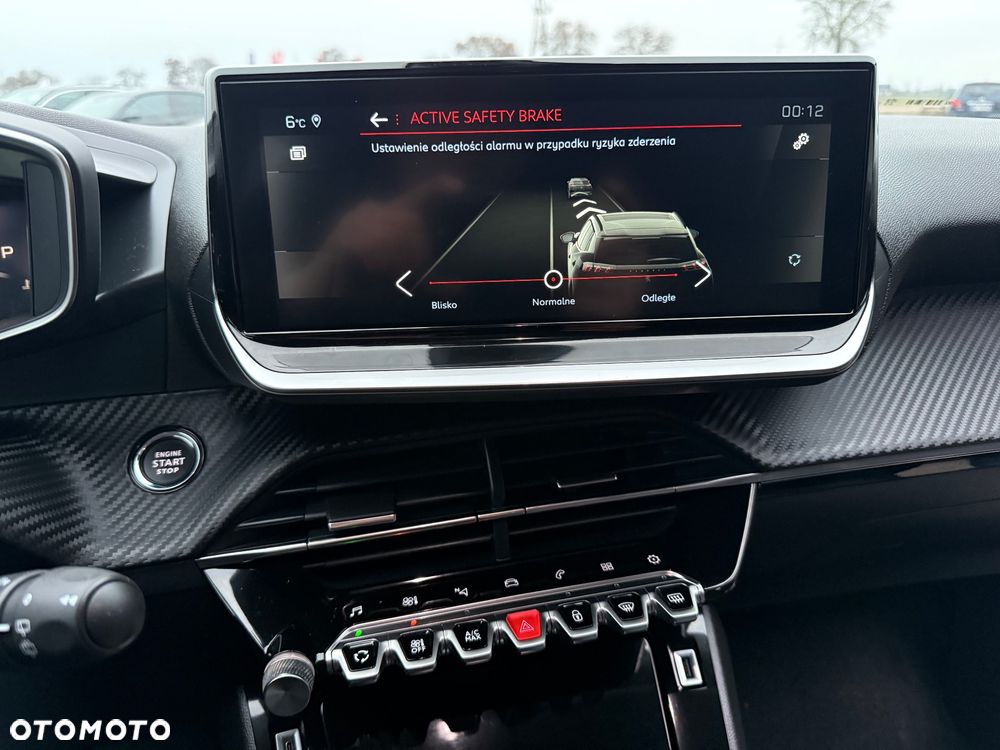 Peugeot 2008 1.2 PureTech Allure S&S EAT8 - 25