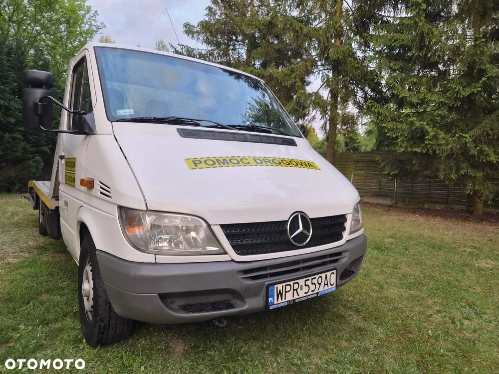 Mercedes-Benz Sprinter - 1
