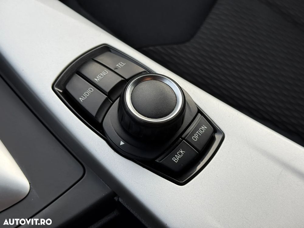 BMW Seria 3 320d Aut. - 16