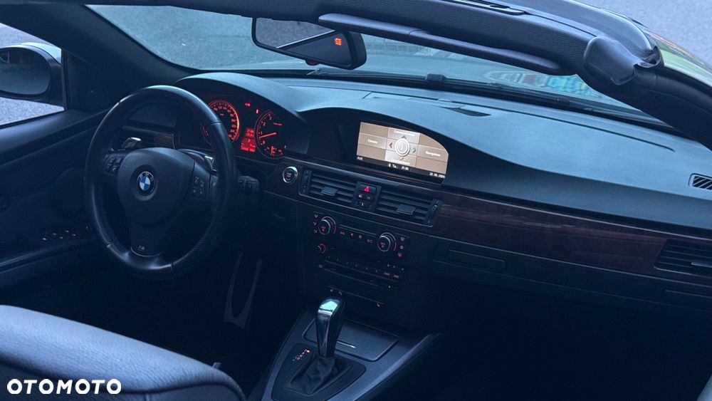BMW Seria 3 335i M Sport Edition - 8