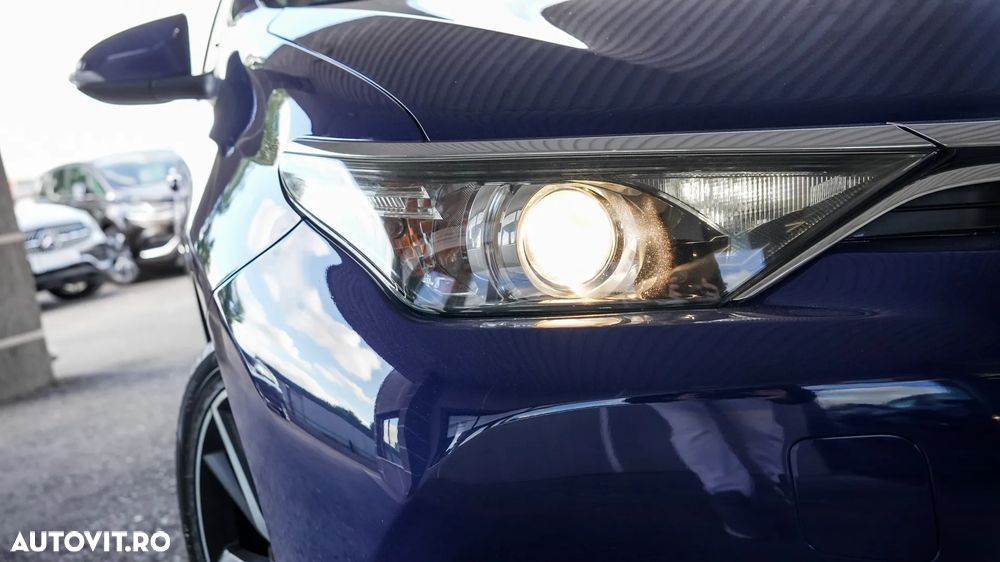 Toyota Auris - 29