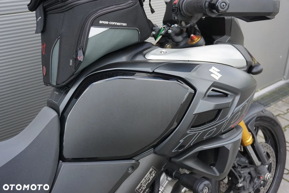 Suzuki V-STROM - 5