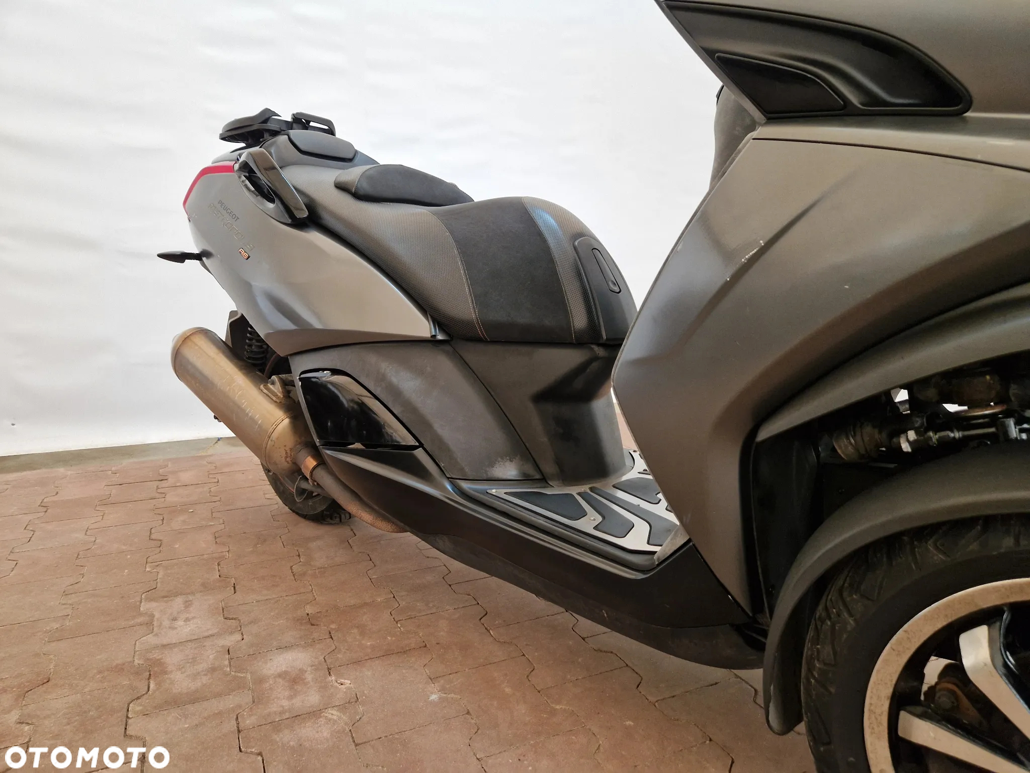 Peugeot Metropolis - 22