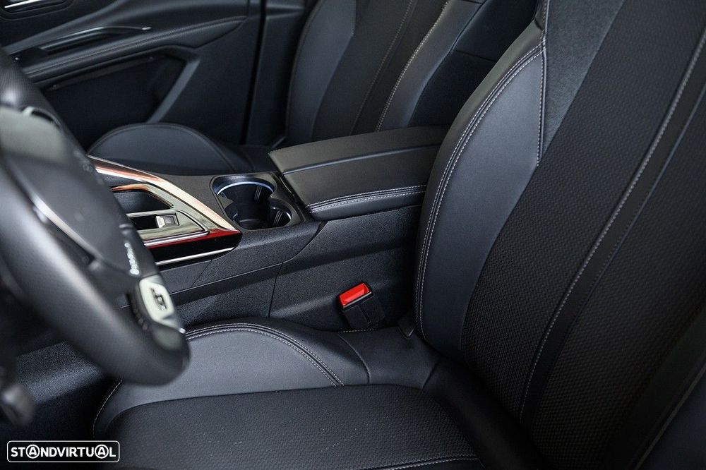 Peugeot 5008 1.2 PureTech GT EAT8 - 29