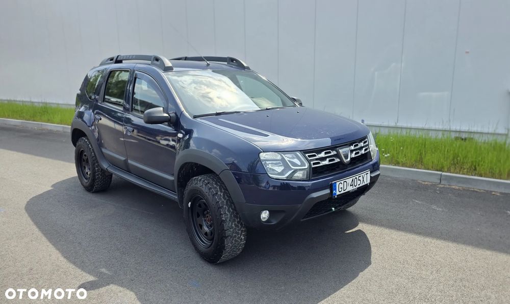 Dacia Duster 1.6 SCe Laureate 4x4 S&S - 4