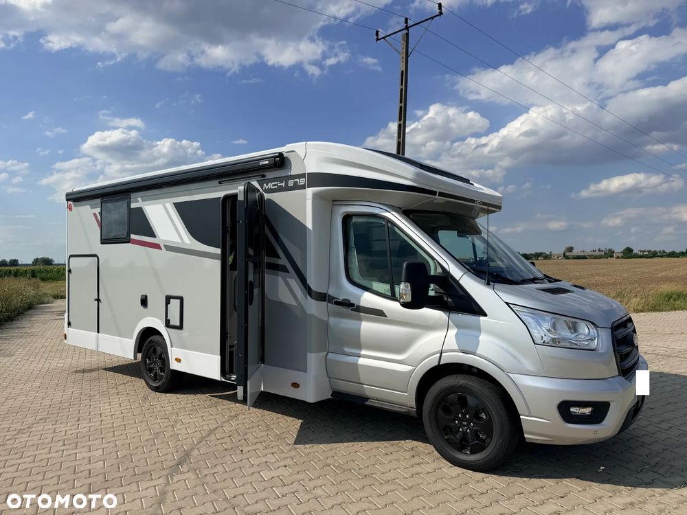 McLOUIS 879 - 1