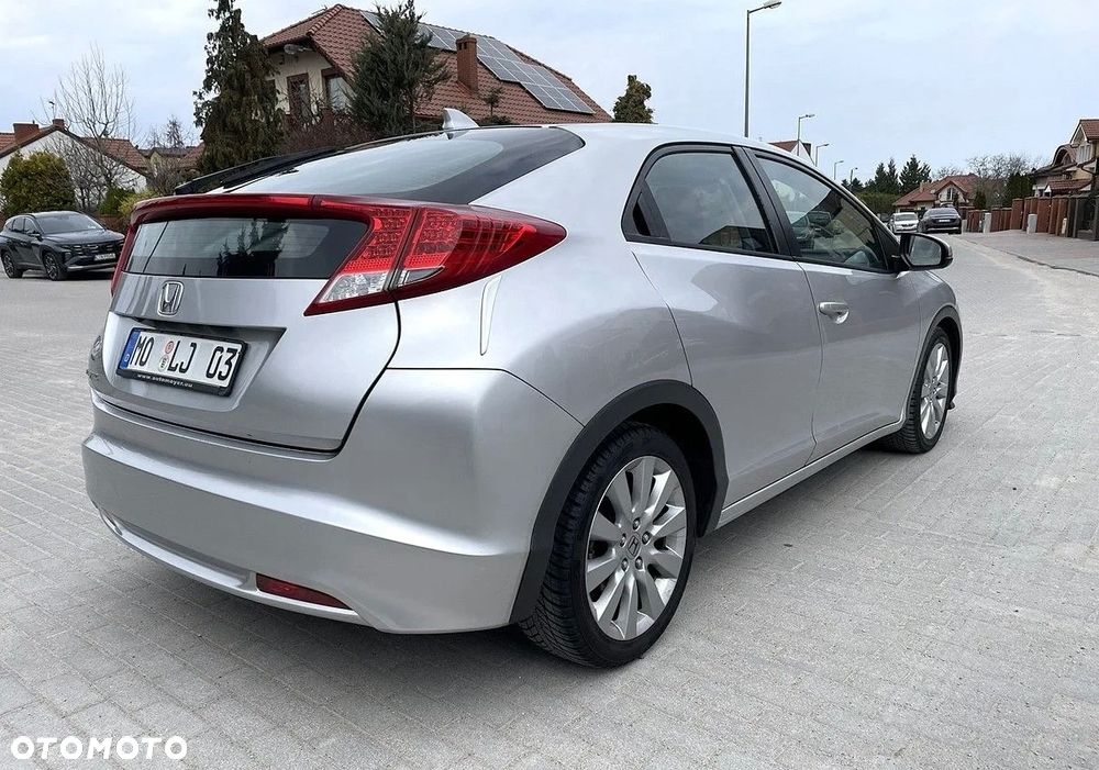 Honda Civic 2.2 i-DTEC Comfort - 3