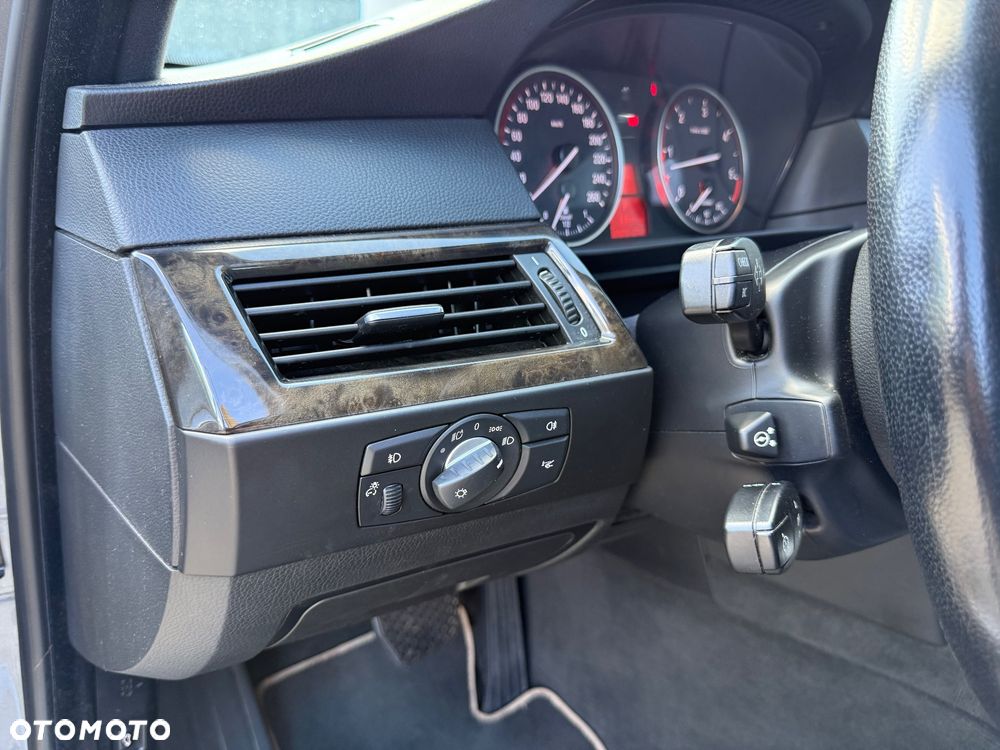 BMW Seria 5 530d Edition Lifestyle - 23