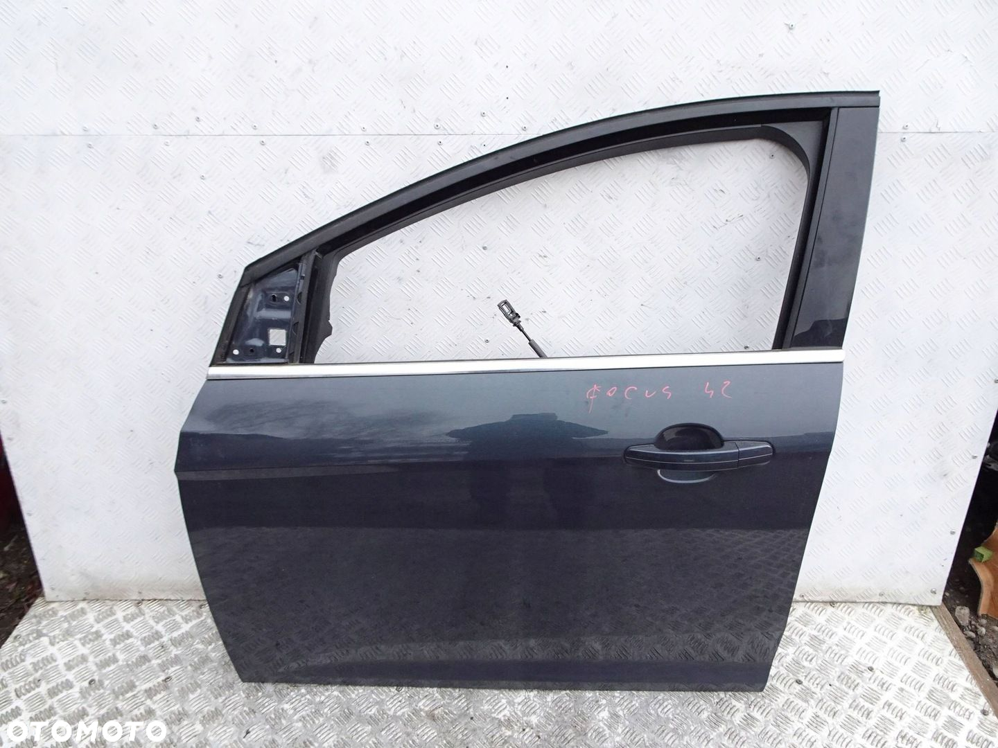 Drzwi LEWY przód Ford Focus MK3 EB - 2