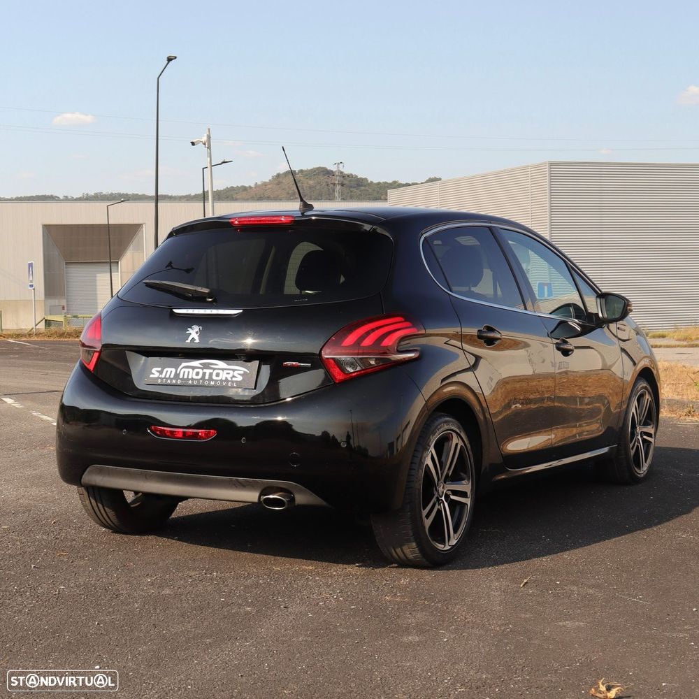 Peugeot 208 1.2 PureTech GT Line EAT6 - 5