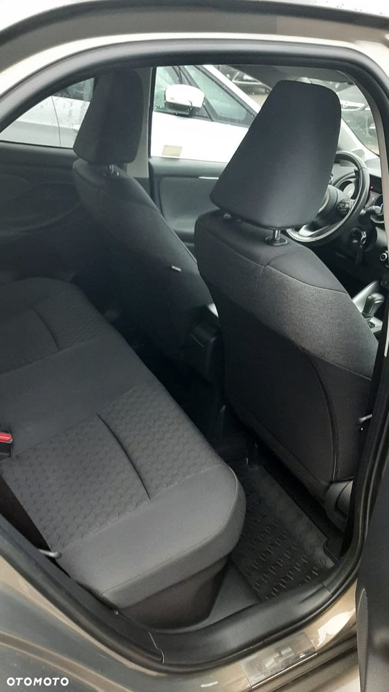 Toyota Yaris Hybrid 1.5 Comfort - 17