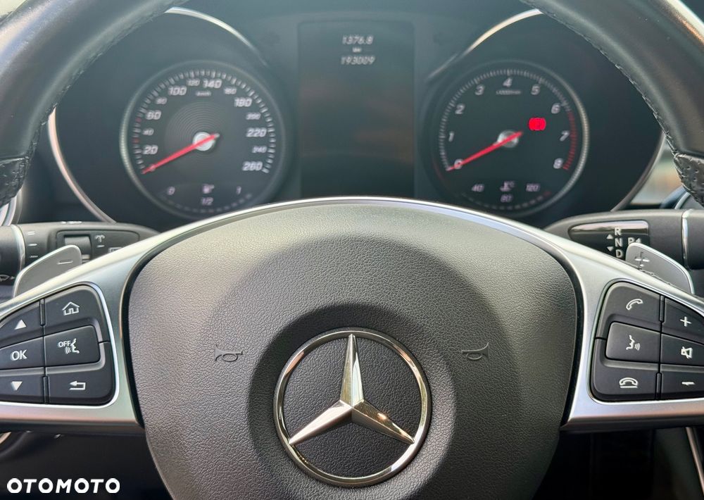 Mercedes-Benz Klasa C 200 4-Matic 7G-TRONIC - 13