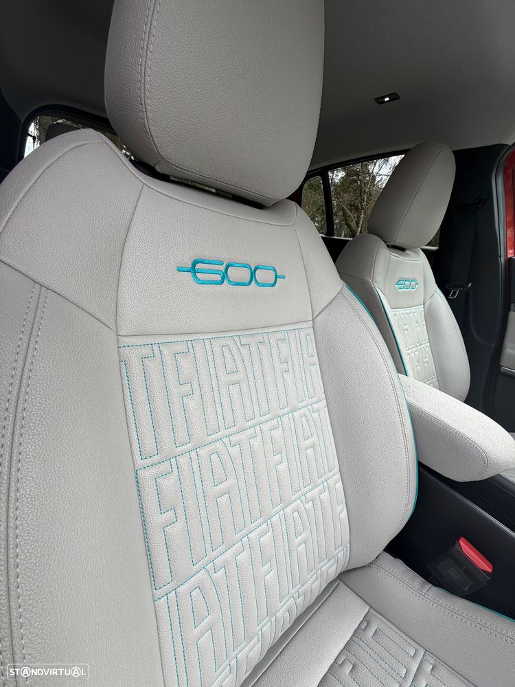 Fiat 600e 54 kWh La Prima - 11