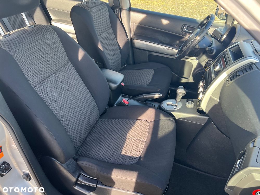 Nissan X-Trail 2.0 dCi 4x4 DPF Automatik SE - 15