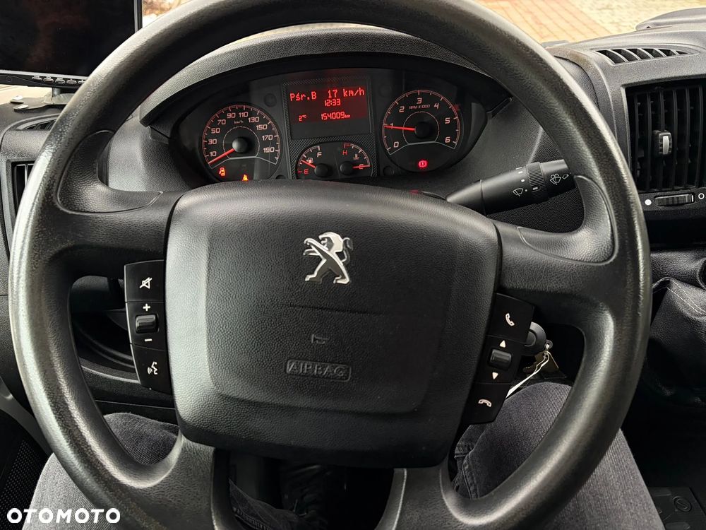 Peugeot BOXER - 12