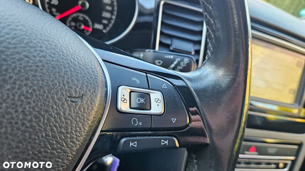 Volkswagen Golf Sportsvan - 27