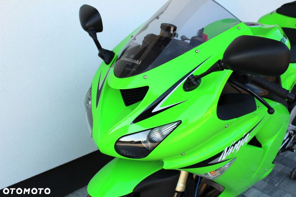 Kawasaki ZXR - 15