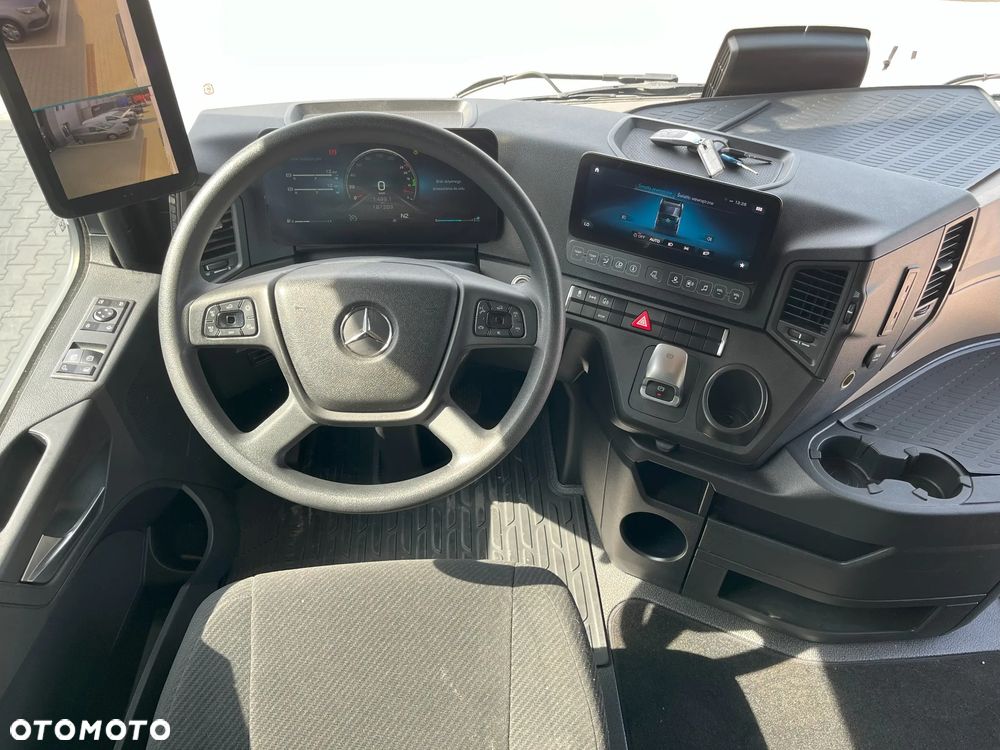 Mercedes-Benz 2545 LS - 6