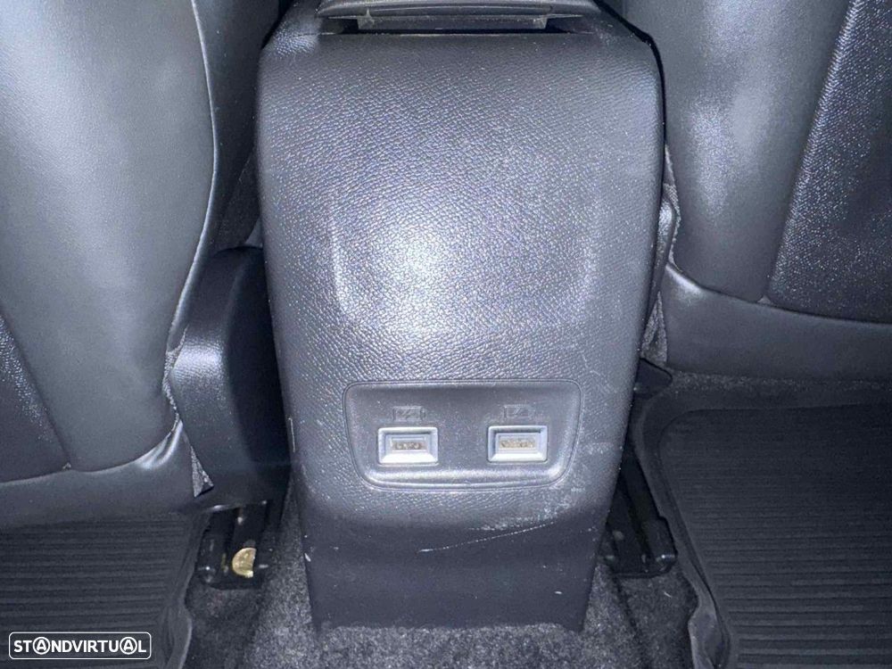 Peugeot 2008 1.2 PureTech GT EAT8 - 27