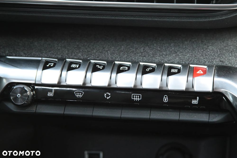Peugeot 3008 BlueHDi 120 Stop & Start EAT6 Allure - 17
