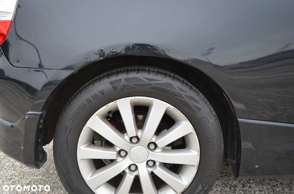 Honda Civic 1.6i Sport - 23