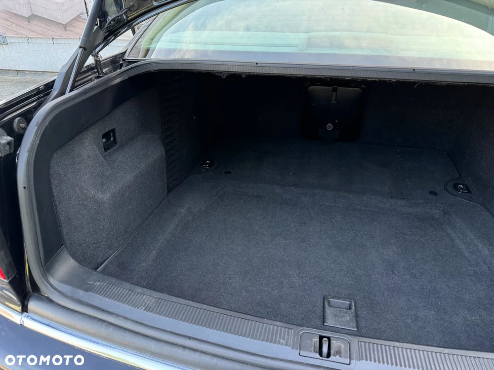 Audi A8 - 13