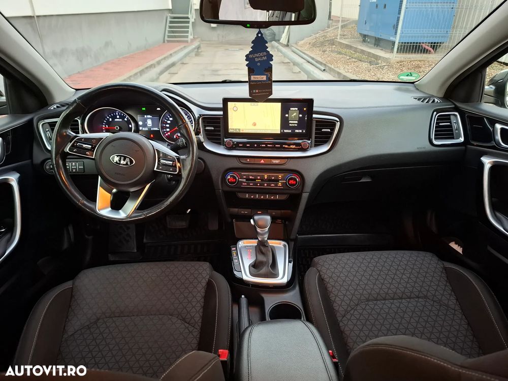 Kia Ceed SW 1.6 CRDi Eco-Dynamics+(48V Mild-Hybr.) DCT7 Platinum Edition - 8